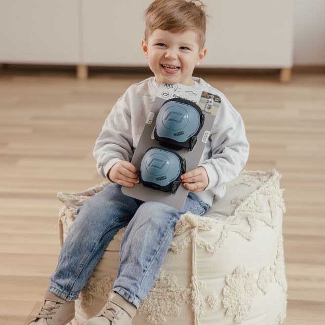 Bezpečnost na prvním místě, vždycky! 🦺Nejste si jistí, jakou velikost vybrat pro své děťátko? Mrkněte na naši tabulku...